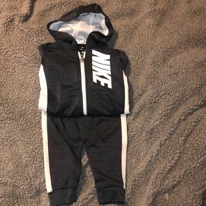 Nike sweat outfit